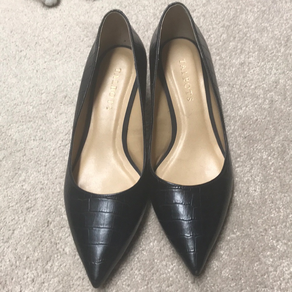 Talbots black pumps
